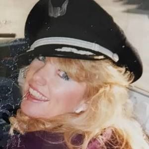 Meet your Posher, Cindy